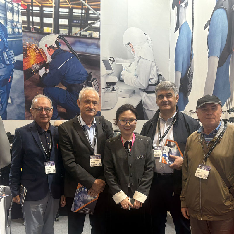 Firma NEW AIR zabłyśnie na targach SCHWEISSEN & SCHNEIDEN 2025, a jej systemy PAPR przyciągną uwagę światowej sławy przedstawicieli branży